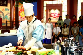 韩国厨师帮厨面点师服务员